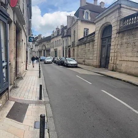 Apartament Le Rubis Centre Historique Neuf *